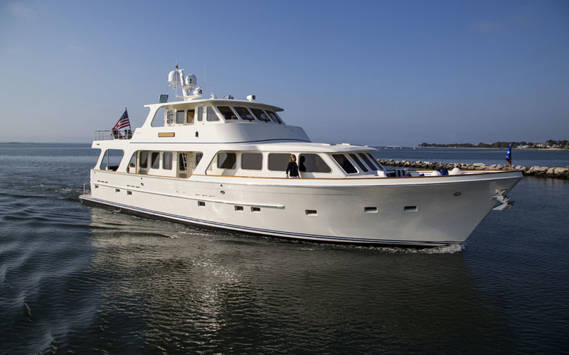 Offshore Yachts 80’ Voyager Grand Salon