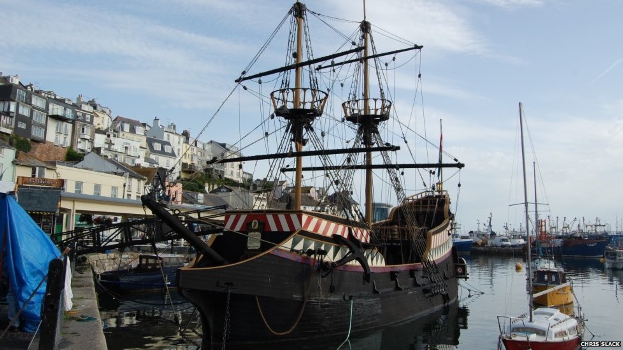 Sale: pirate galleon