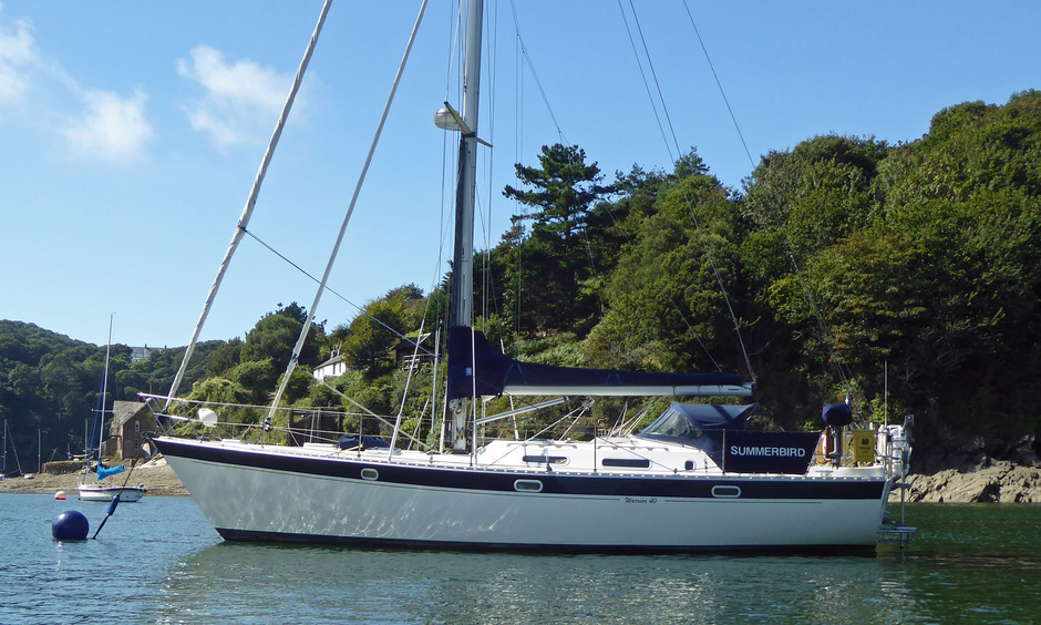 Enders with and without bowsprit: Valiant 40, Warrior 40 (furling in boom and mast)