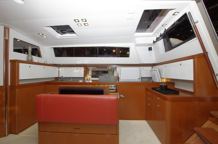 Salon: view of the galley