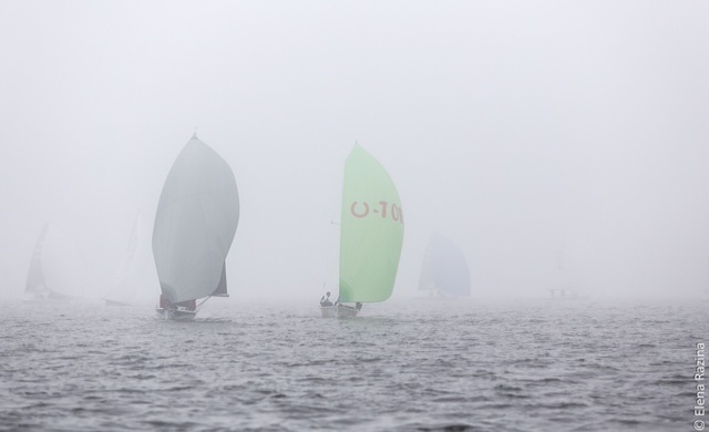 The weather during the competition was unstable - the wind had to wait a long time.