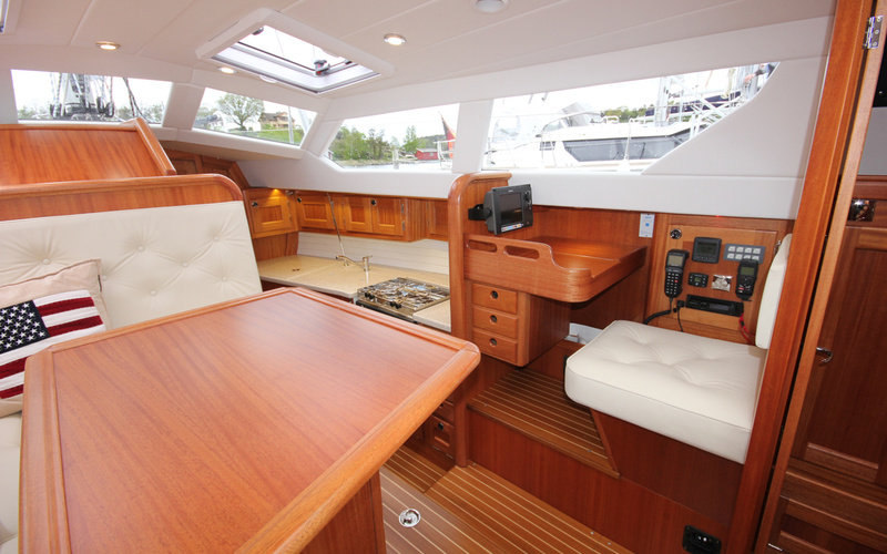 CR Yachts 380 DS