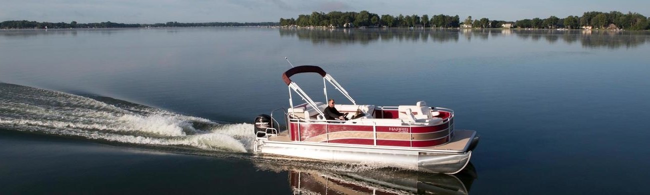 Flat-bottomed boats providing excellent stability and buoyancy, with spacious deck areas and comfortable seating for fair weather boating.
