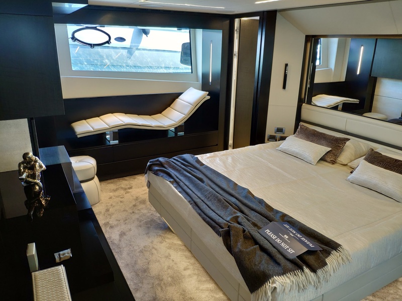 Master cabins on Oleg Tinkov Pershing 9X