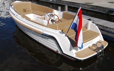 Interboat Intender 700
