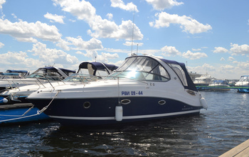 Rinker 290 EC (2013)