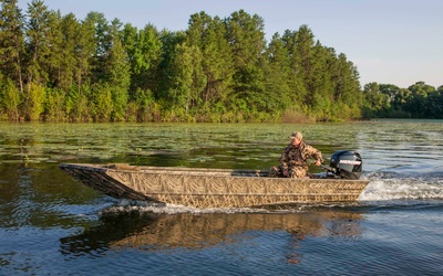 Crestliner 2070 Retriever Jon