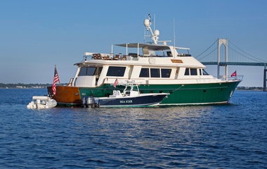 Derecktor Shipyards Starlight