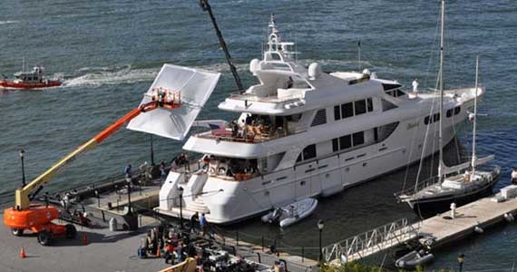 Shooting took place in New York, North Cove Marina.