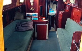 Islander 36 (1974)
