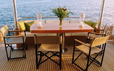 Van Der Heijden Explorer 2100