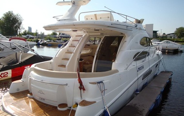 Sealine F37