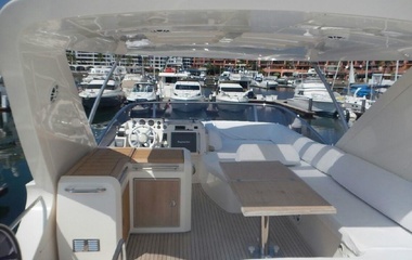 Azimut 58