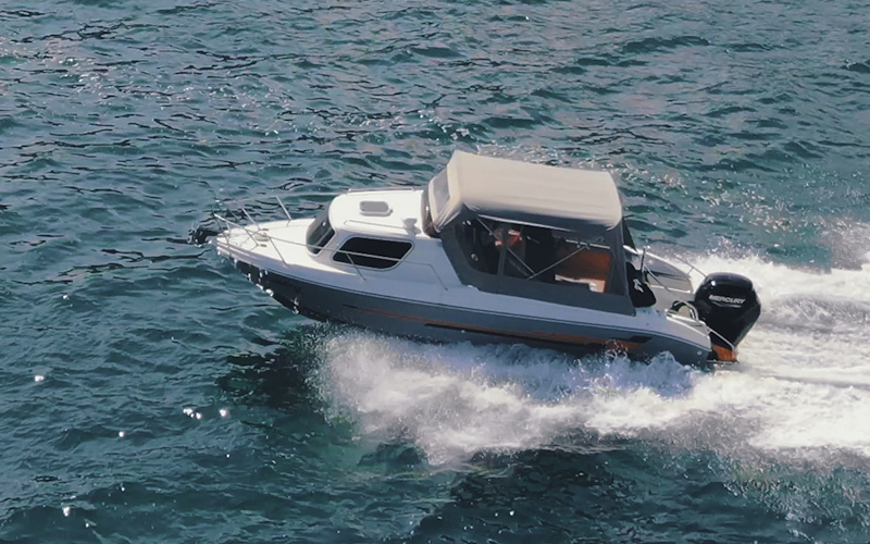 Safter 630 Cabin Cruiser