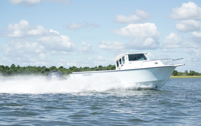 Sportfishing Boats, 28'-82', 1975-Current: McKnew/Parker