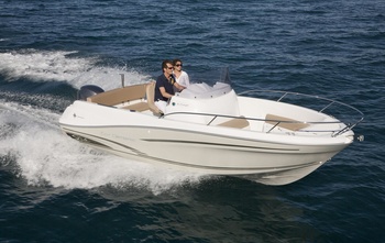 Jeanneau Cap Camarat 6.5 CC Serie 2