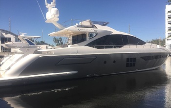 Azimut 77S