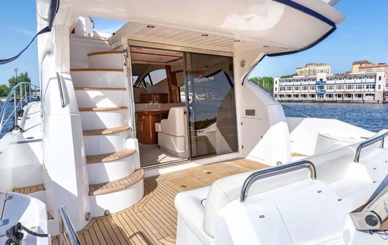 Sunseeker Manhattan 50 (2006)