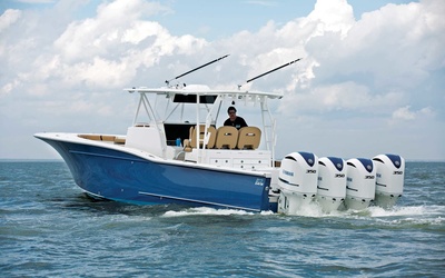 Buddy Davis 42 Center Console