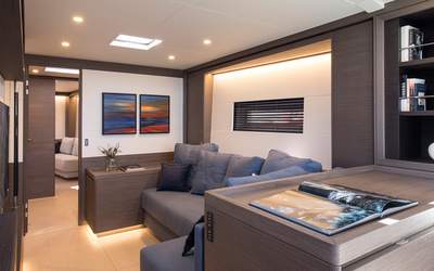 Velvette Cuddy cabin 20 Image / Aluminium