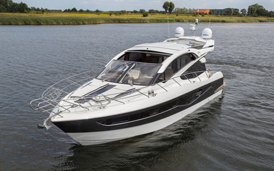 Galeon 560 Skydeck