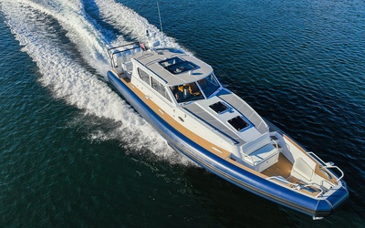 Life Proof 50 Full Cabin