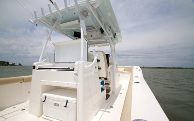 Sea Fox 328 Commander