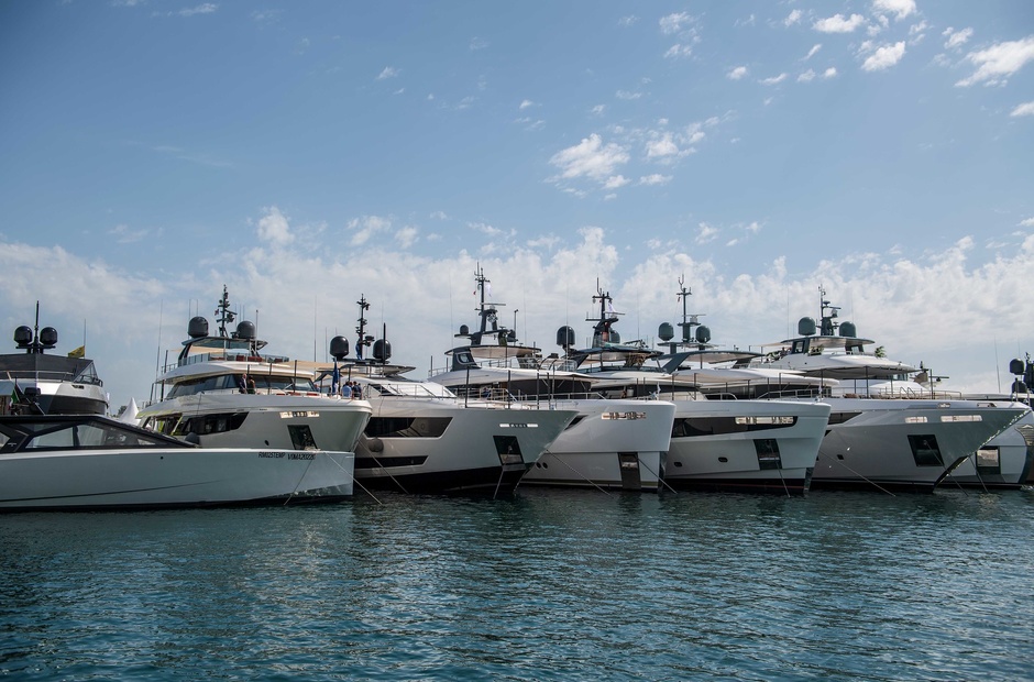 21 Noteworthy Motor Boats at Cannes Yachting Festival 2022