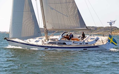 Hallberg-Rassy 64