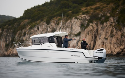 Parker 700 Pilothouse