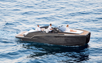 Aurea 30 'Cabin Dream Daycruiser