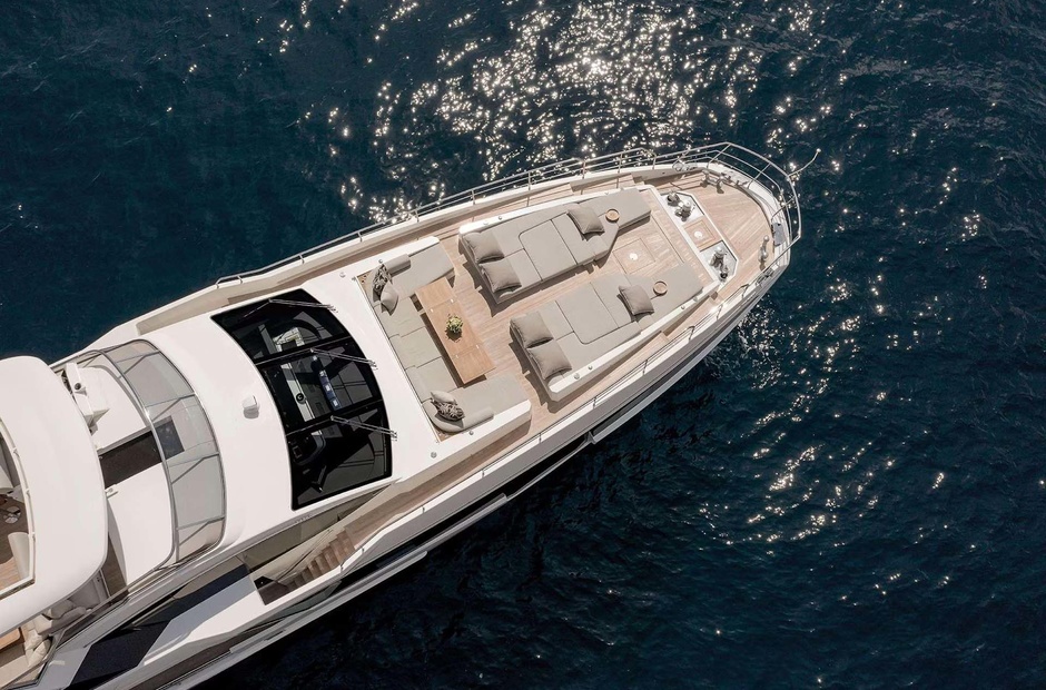 Azimut Nemesis