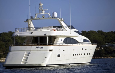 Azimut Noni