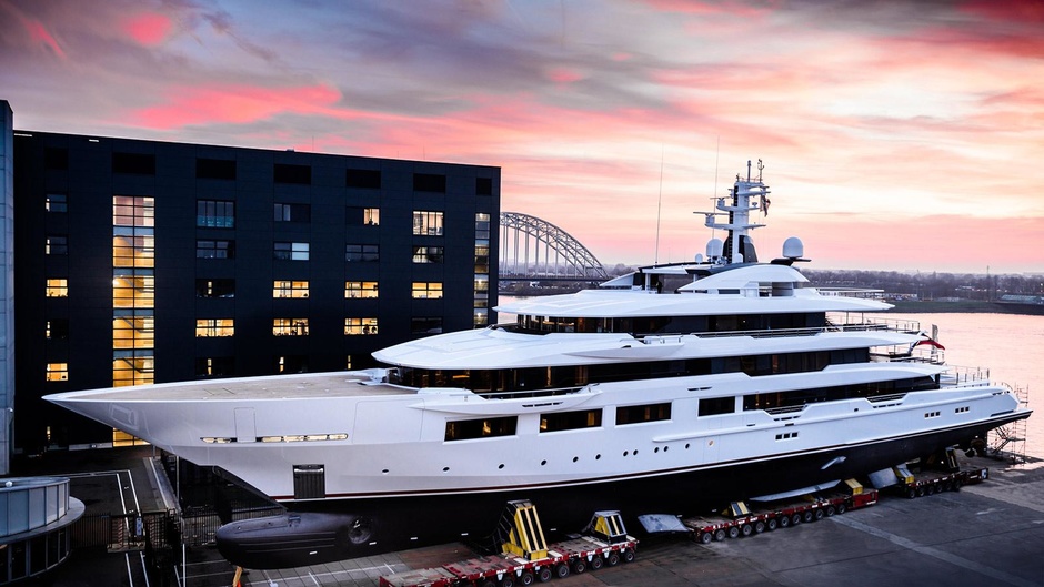 33rd Hull In 33 Years Oceanco Launches Dream Boat Itboat Yacht Magazine