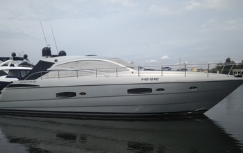 Pershing 58