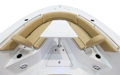 Sportsman Heritage 241 Center Console