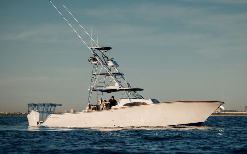Front Runner 47 Center Console
