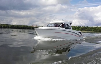 Beneteau Antares 7 OB (2018)