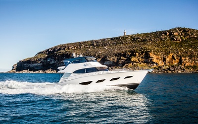 Riviera 72 Sports Motor Yacht