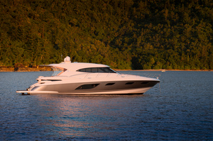 Riviera 6000 Sport Yacht