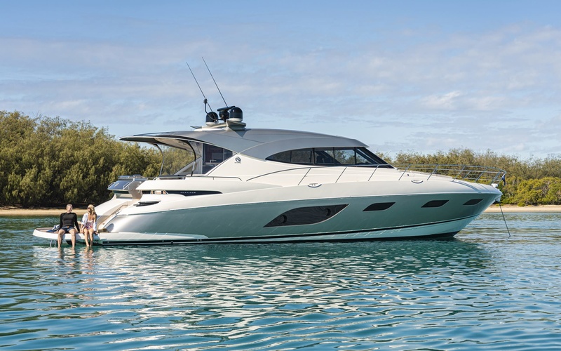 Riviera 6000 Sport Yacht Platinum Edition
