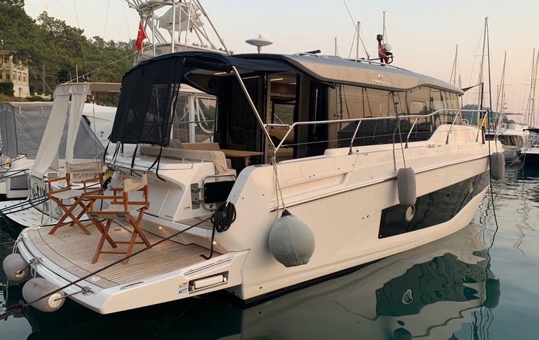 Cranchi T 36 Crossover (2020)