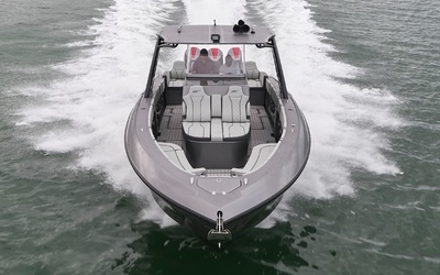 Midnight Express  37′ Open