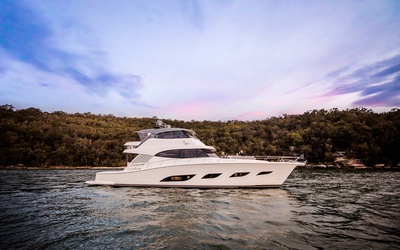 Riviera 68 Sports Motor Yacht