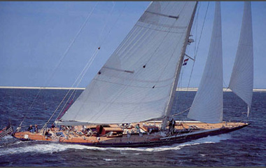 Camper & Nicholsons  Endeavour