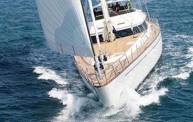 Perini Navi Fivea