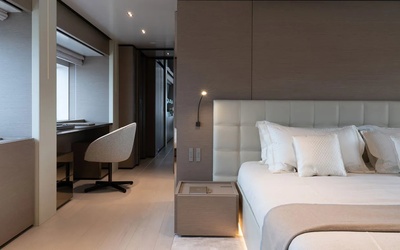 Quicksilver Activ 555 Cabin