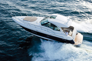 Cruisers Yachts 420 Sports Coupe