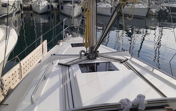 Hanse 325