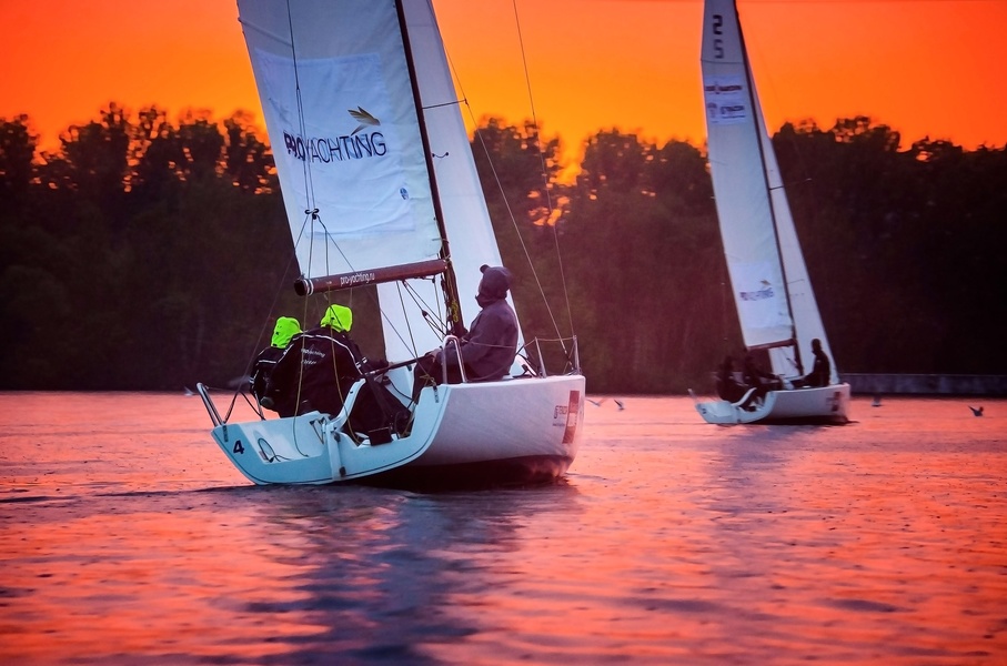 PROyachting project has launched a series of regattas for novice